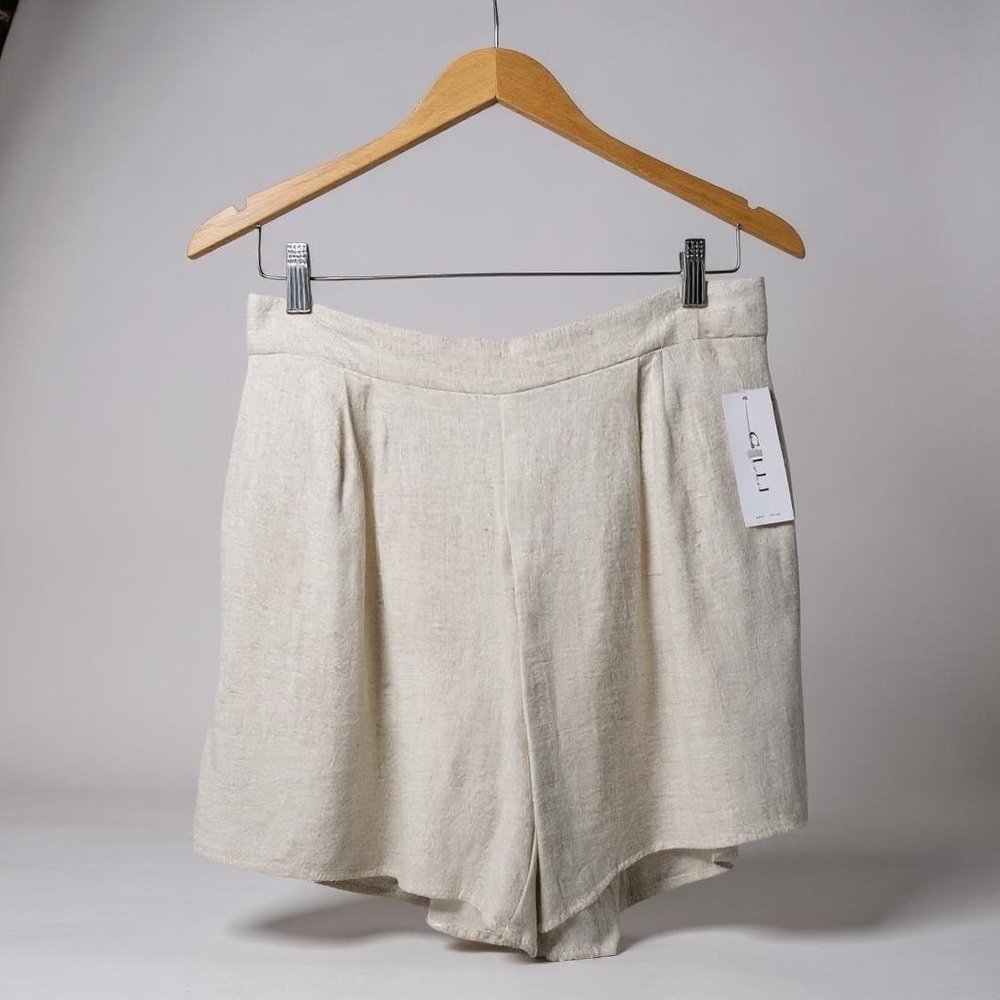 Gilli Cream High Waist Pleated Shorts